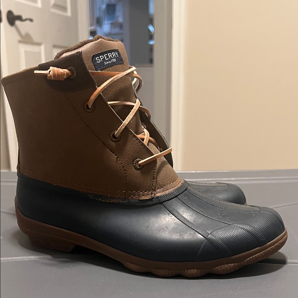 Sperry Two-Tone Waterproof Boots - Picture 2 of 9